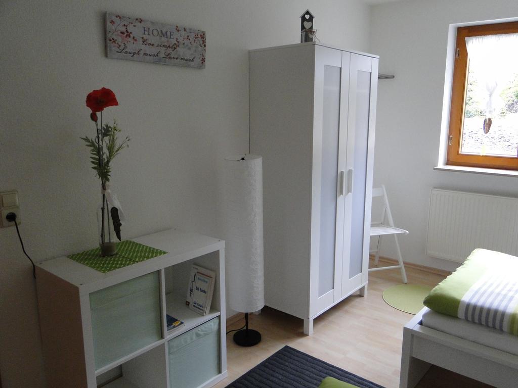 Ferienwohnung Hotte´s Hütte Ettenheim Zimmer foto